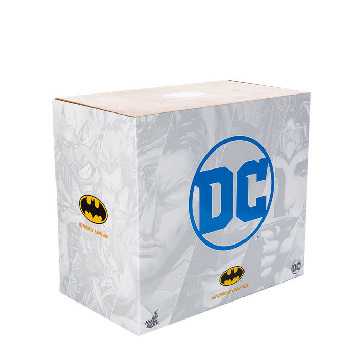 Hot Toys Lightbox - DC Comics: Batman Logo